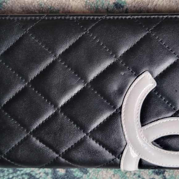 Authentic Chanel Wallet - Picture 2 of 12